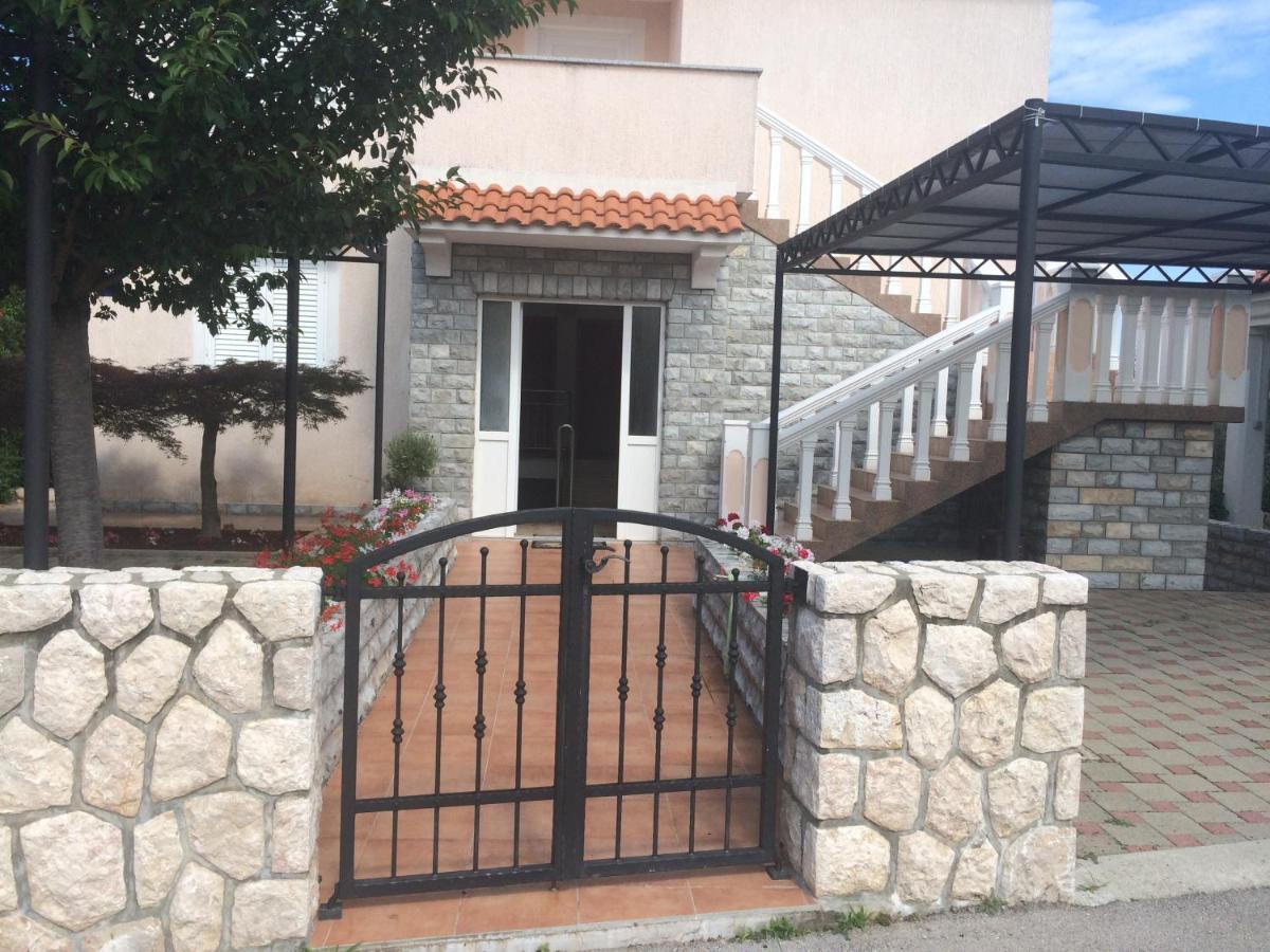 Apartments Malinska - Apartment 1 Екстериор снимка